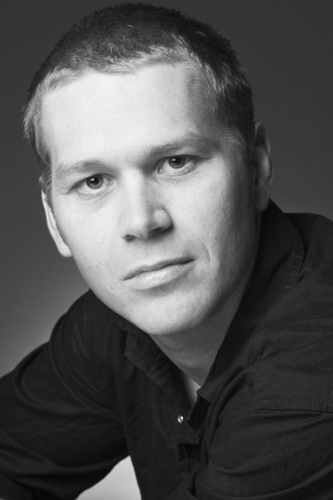 Peter Maple backdrop