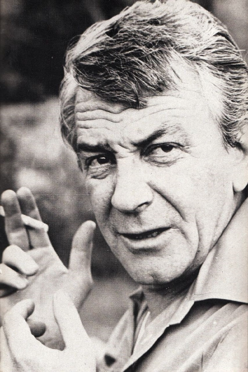 Ștefan Tapalagă backdrop