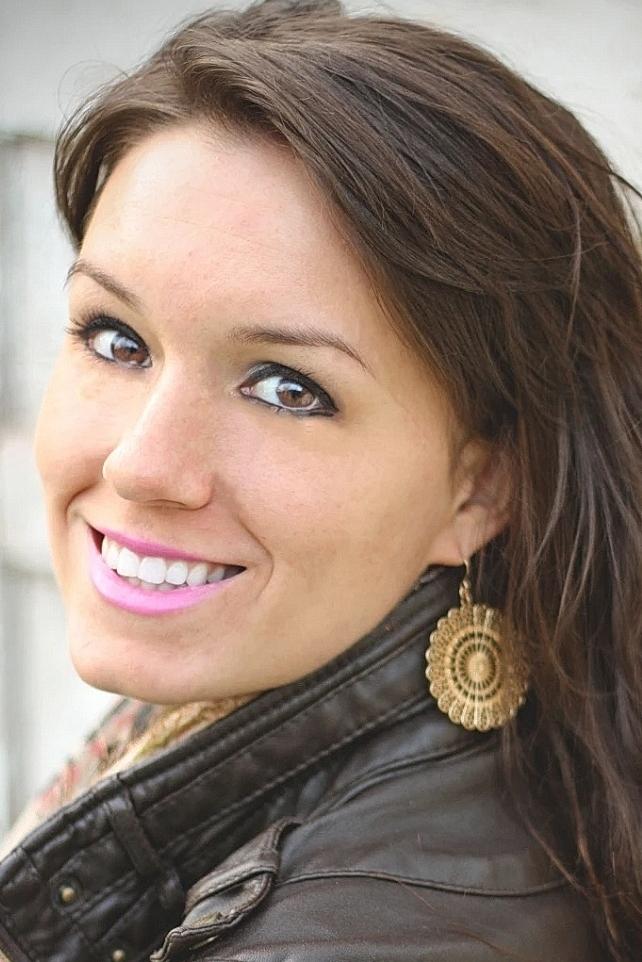 Amaris Kirby backdrop