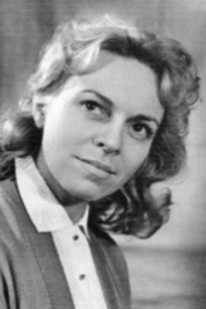 Raisa Frichinskaya backdrop