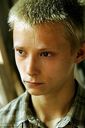 Damian Hryniewicz backdrop