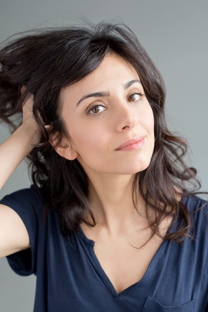 Marjan Neshat backdrop