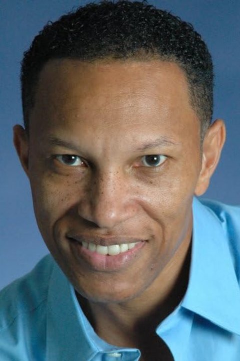 Freddie De Grate backdrop