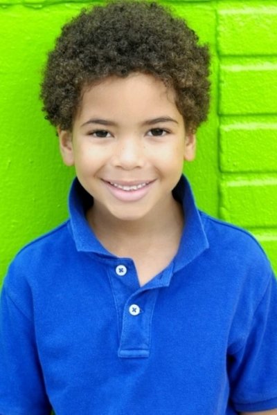 Blake McLennan backdrop