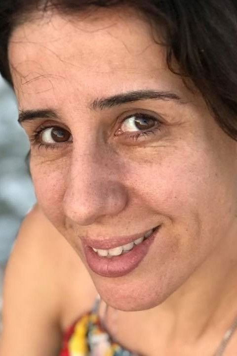 Giuliana Maria backdrop