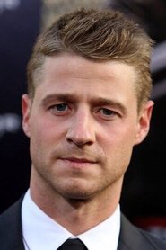 Ben McKenzie → Ben Mëkenzi