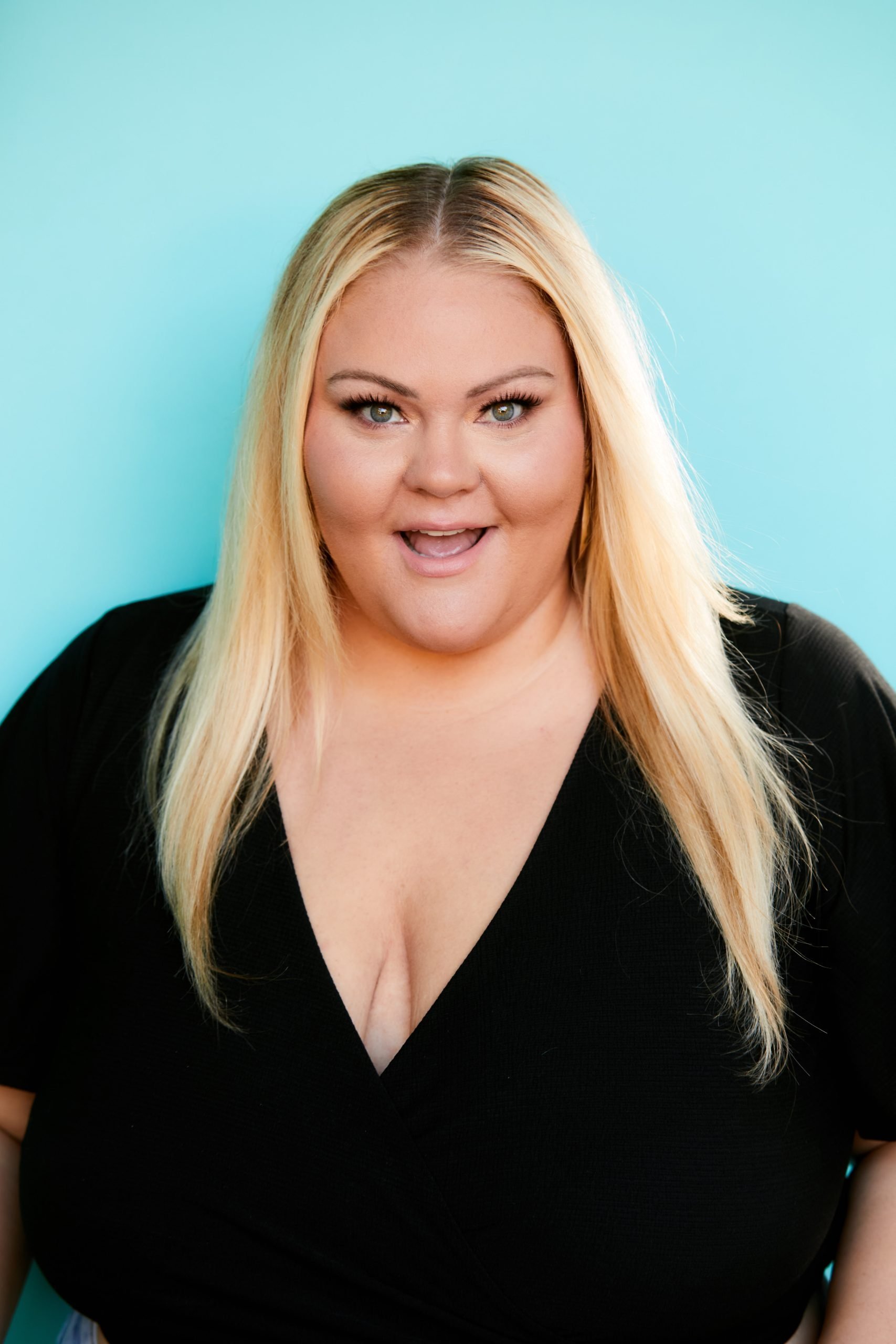 Chelcie Lynn backdrop