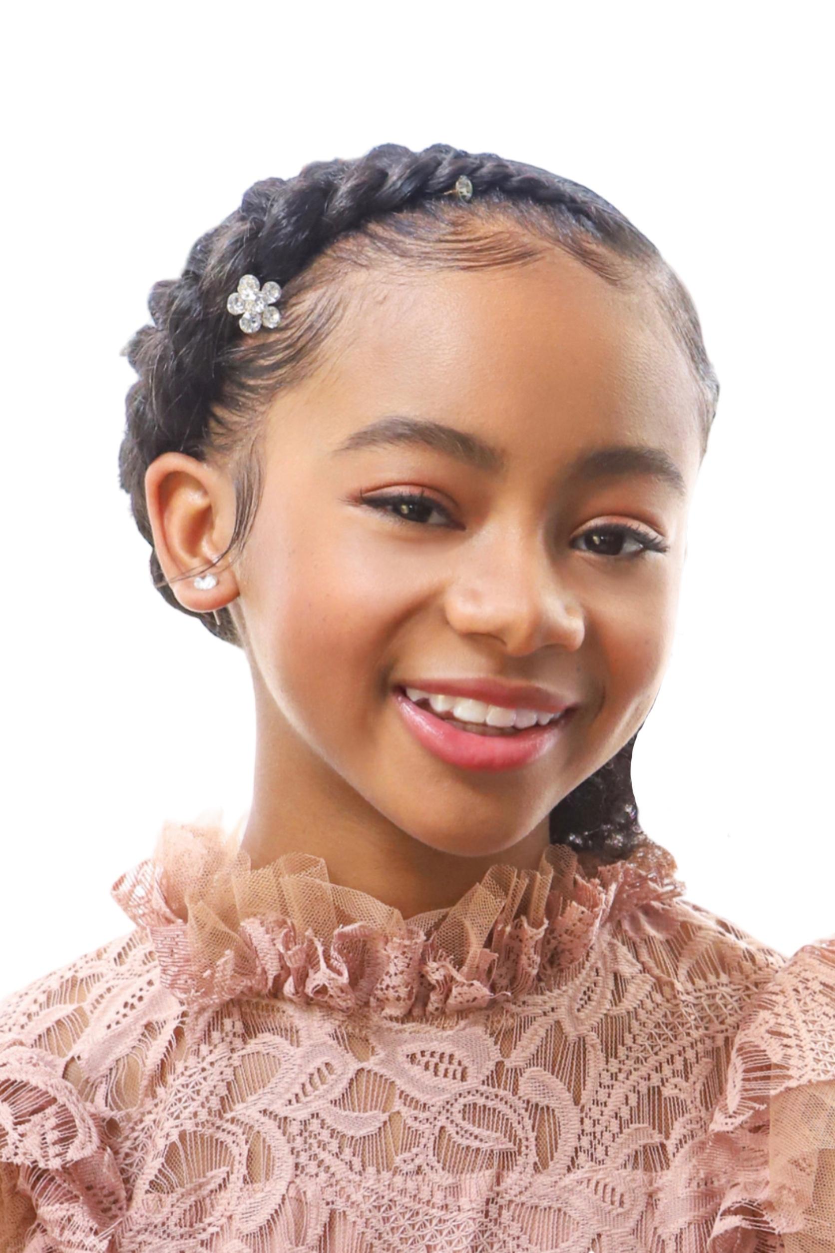 Faithe Herman backdrop