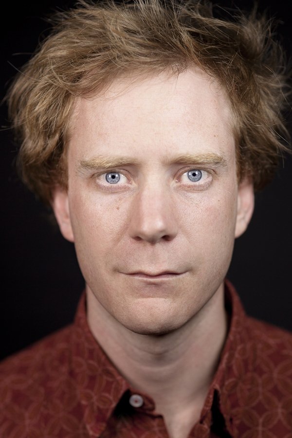 Simon Lacroix backdrop