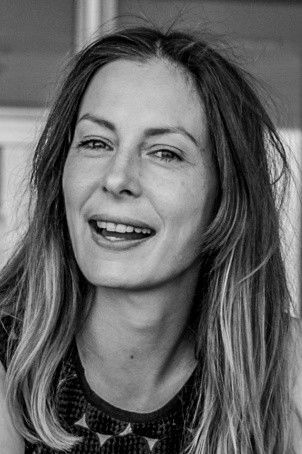 Jeanne Devos backdrop