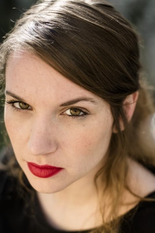 Claire Beugnies backdrop