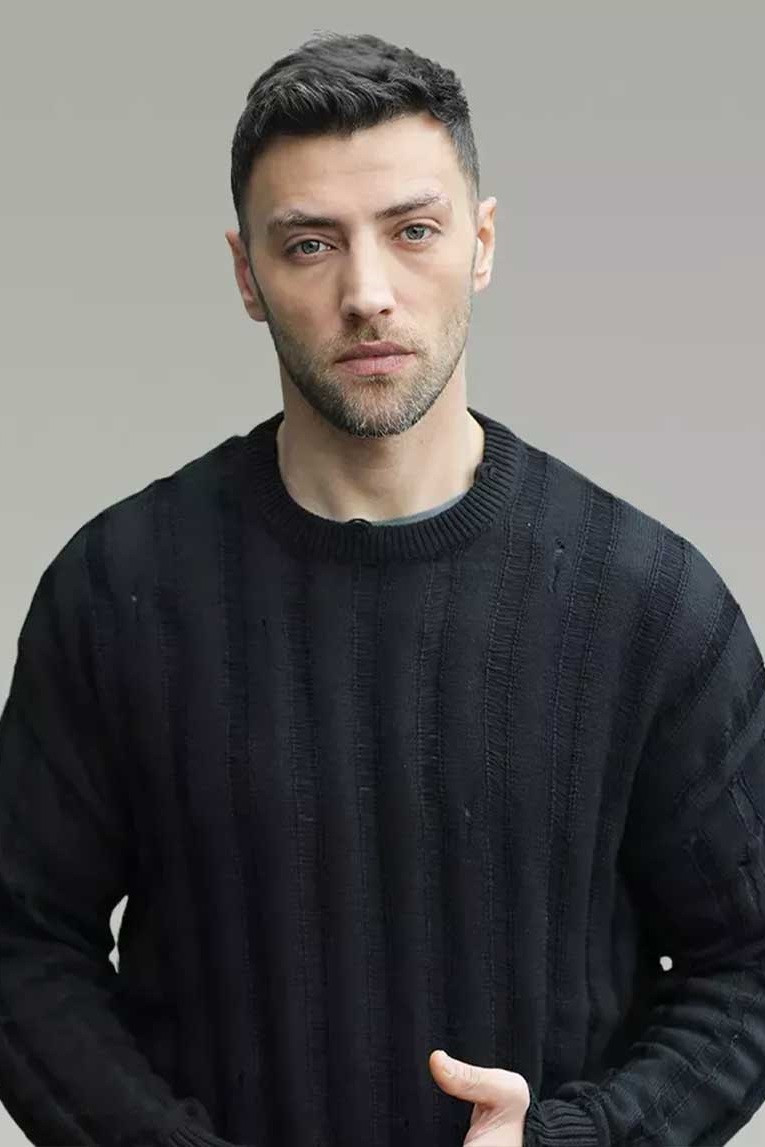 Ceyhun Mengiroğlu backdrop