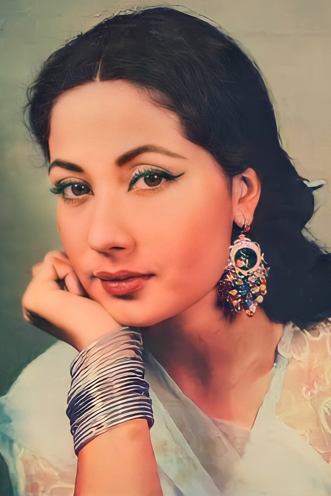 Meena Kumari backdrop