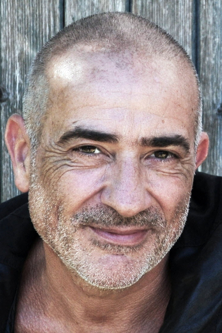 Serge Teyssot-Gay backdrop