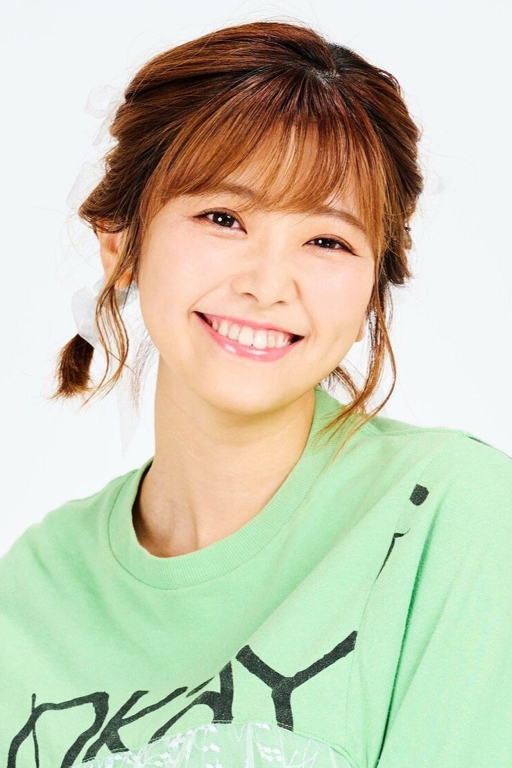 Mami Yamashita backdrop