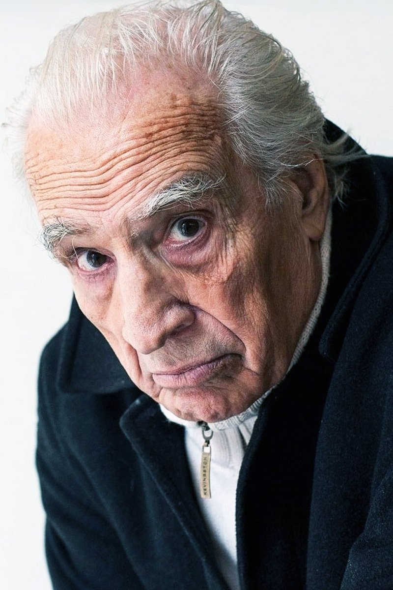 Eduardo Pavlovsky backdrop