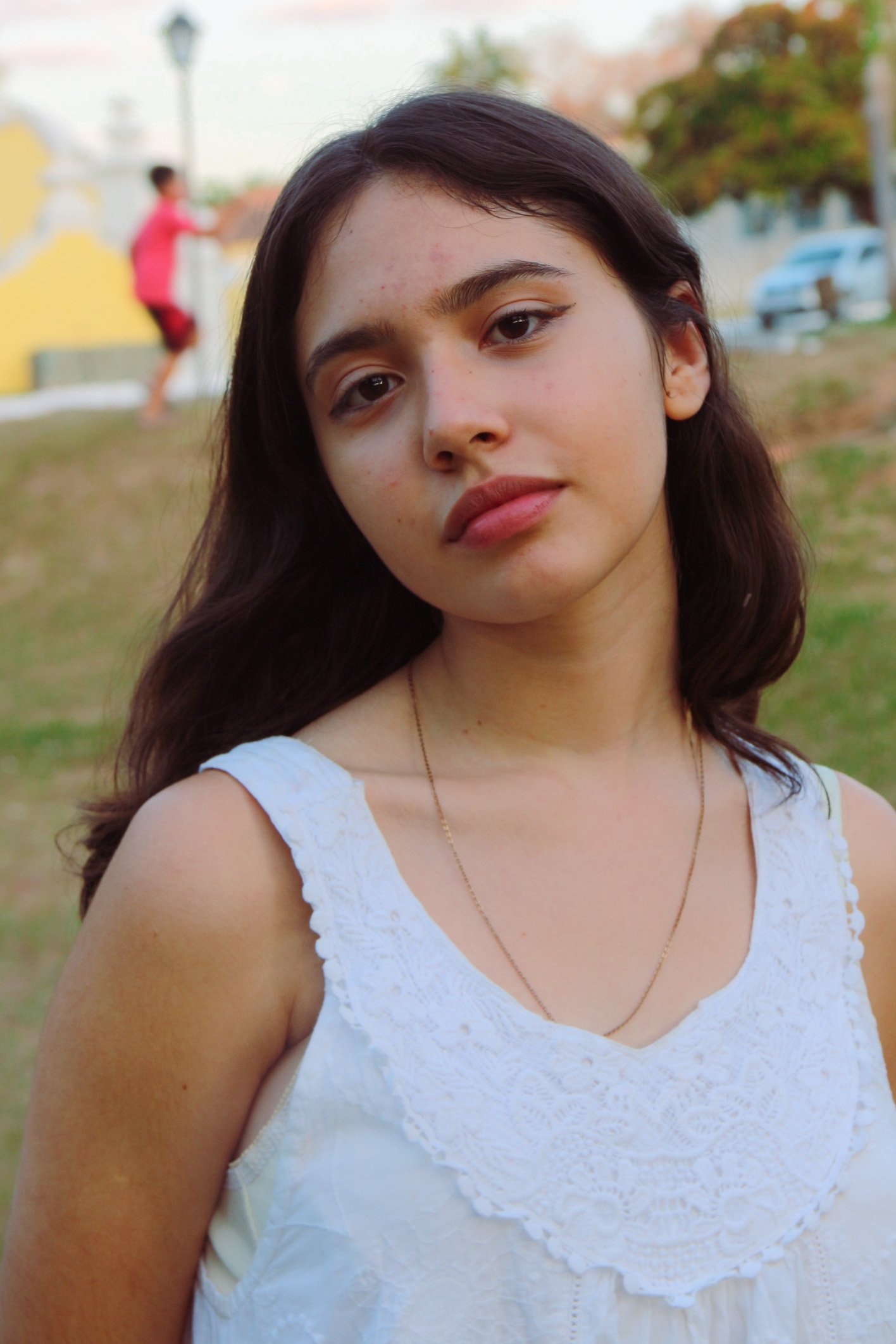 Maya dos Anjos backdrop