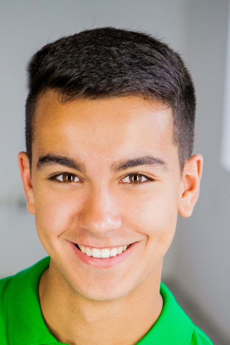 Parham Rownaghi backdrop