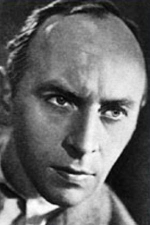 Hanns Groth backdrop