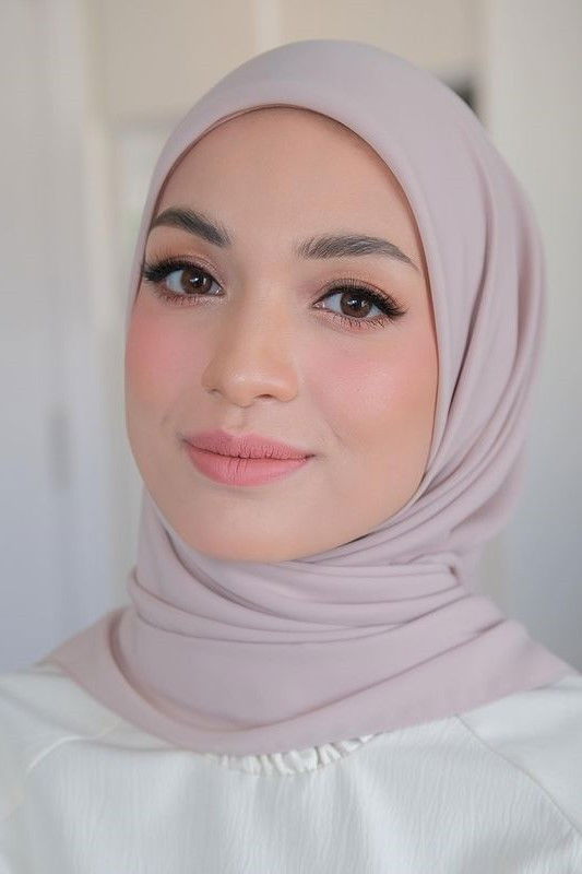 Amyra Rosli backdrop