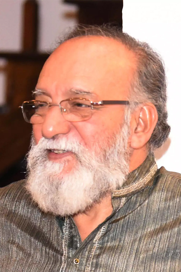 K Kaladharan backdrop