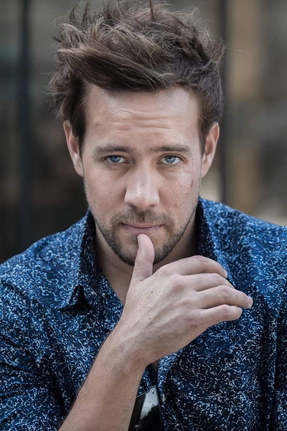 Viktor Klem backdrop