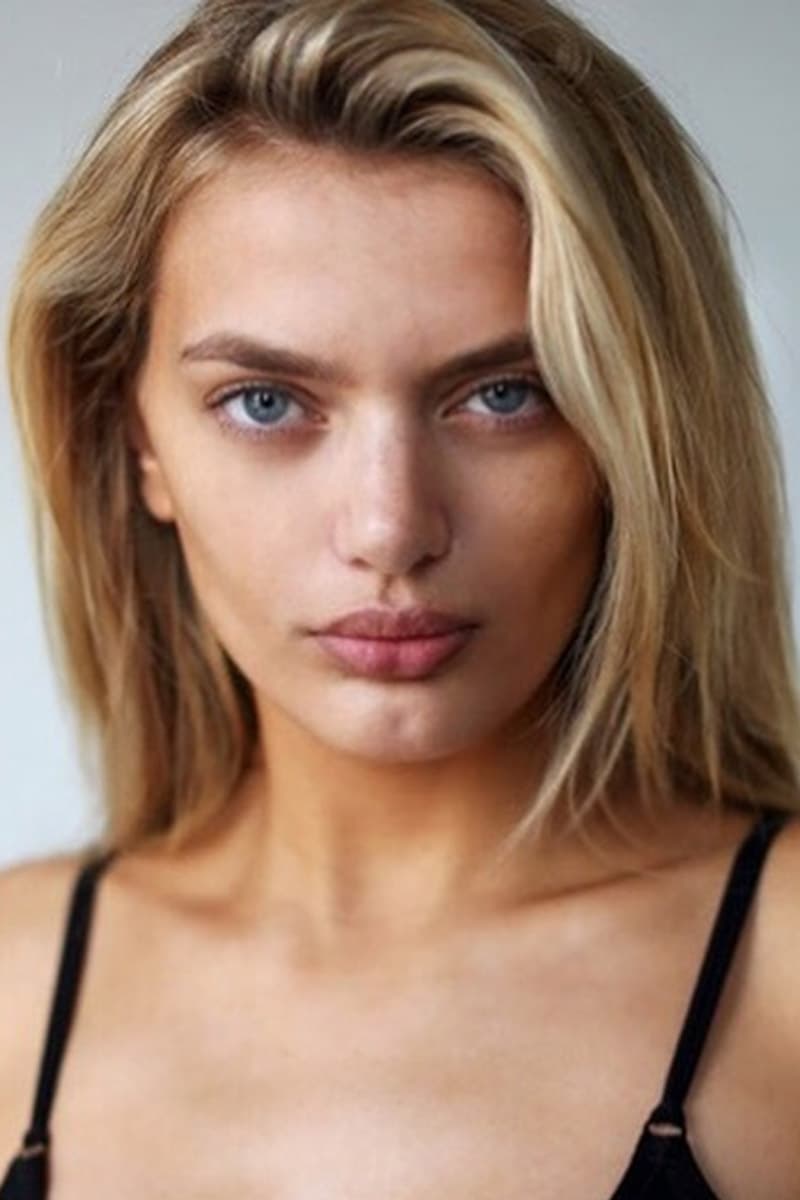 Bregje Heinen backdrop
