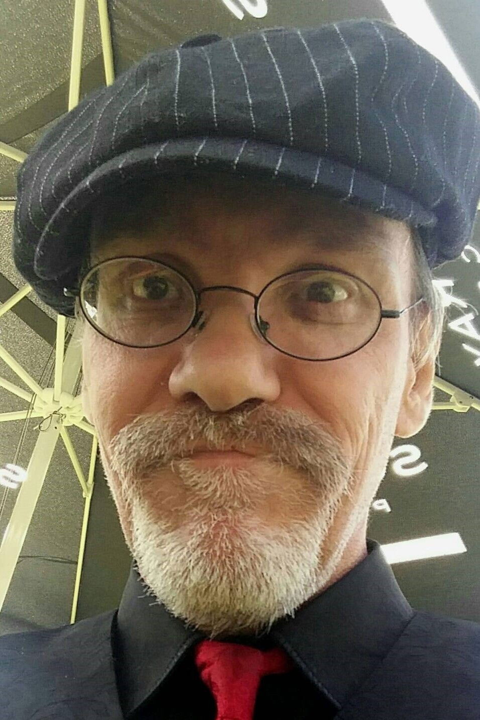 Klaus Thiel-Klenner backdrop