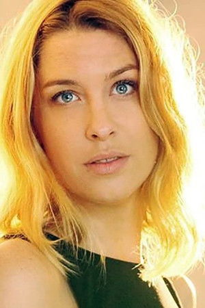 Aline Gaillot backdrop