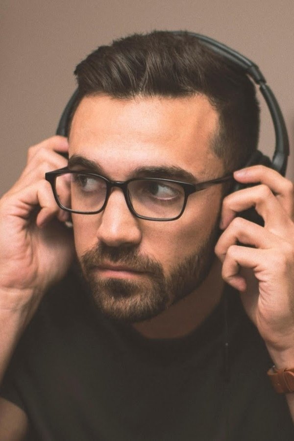 Matt D'Avella backdrop