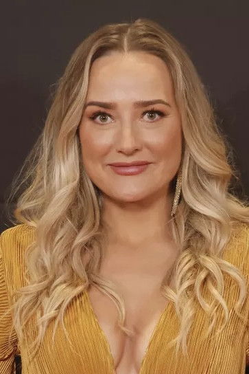 Pilvi Hämäläinen backdrop