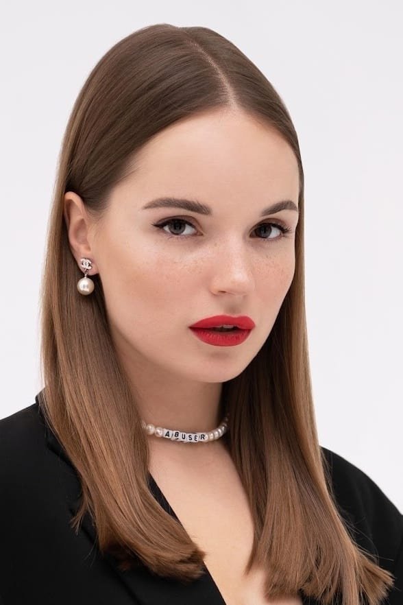 Sasha Spilberg backdrop