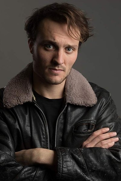 Aidan Ritchie backdrop