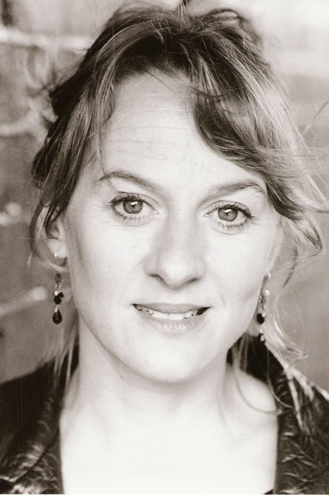 Niamh Cusack backdrop