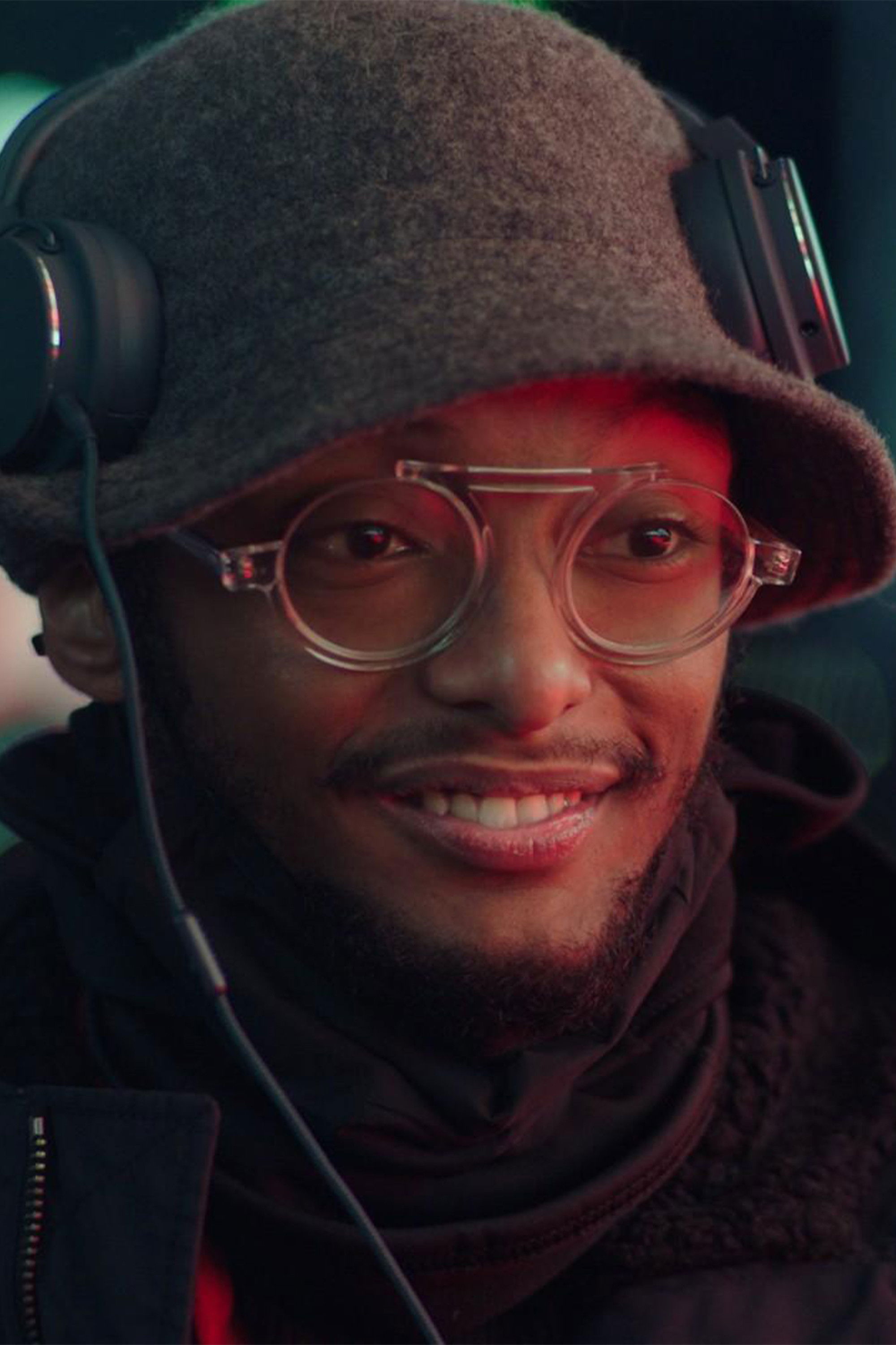 Khadim Diop backdrop