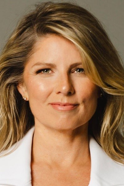 Tara Nicole Hughes backdrop