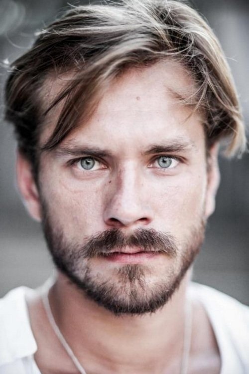 Aleksandr Gorbatov backdrop