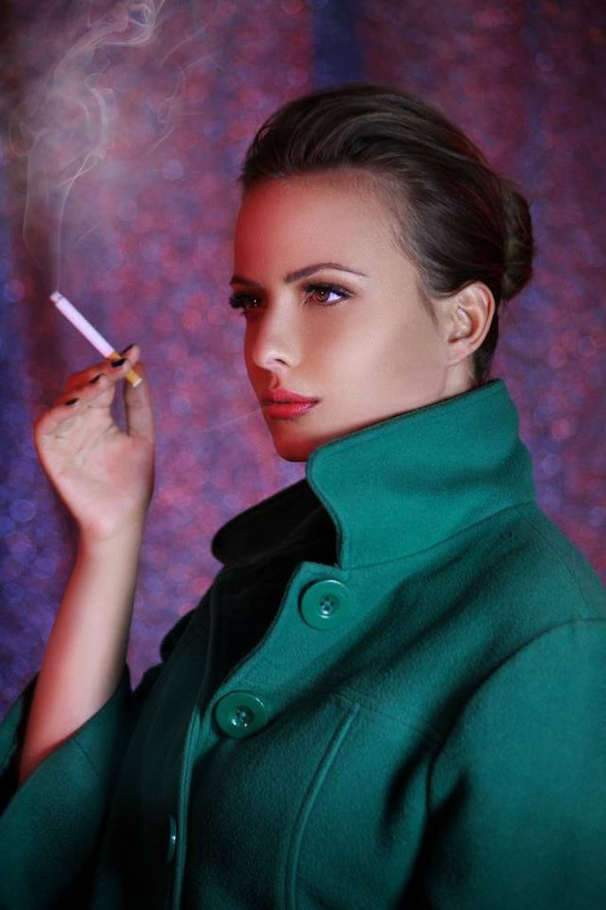 Emilija Habulin backdrop