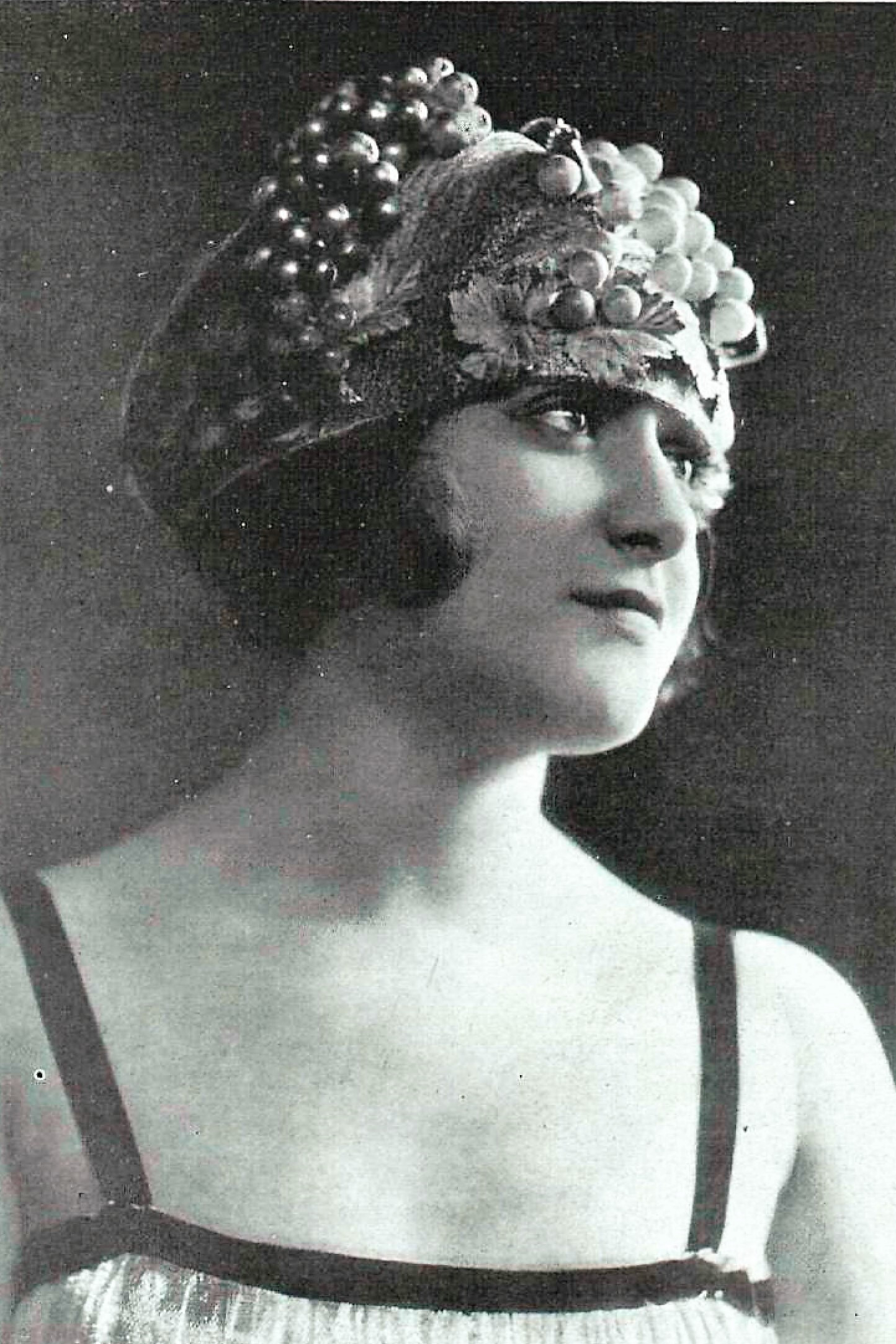 Luisa Puchol backdrop