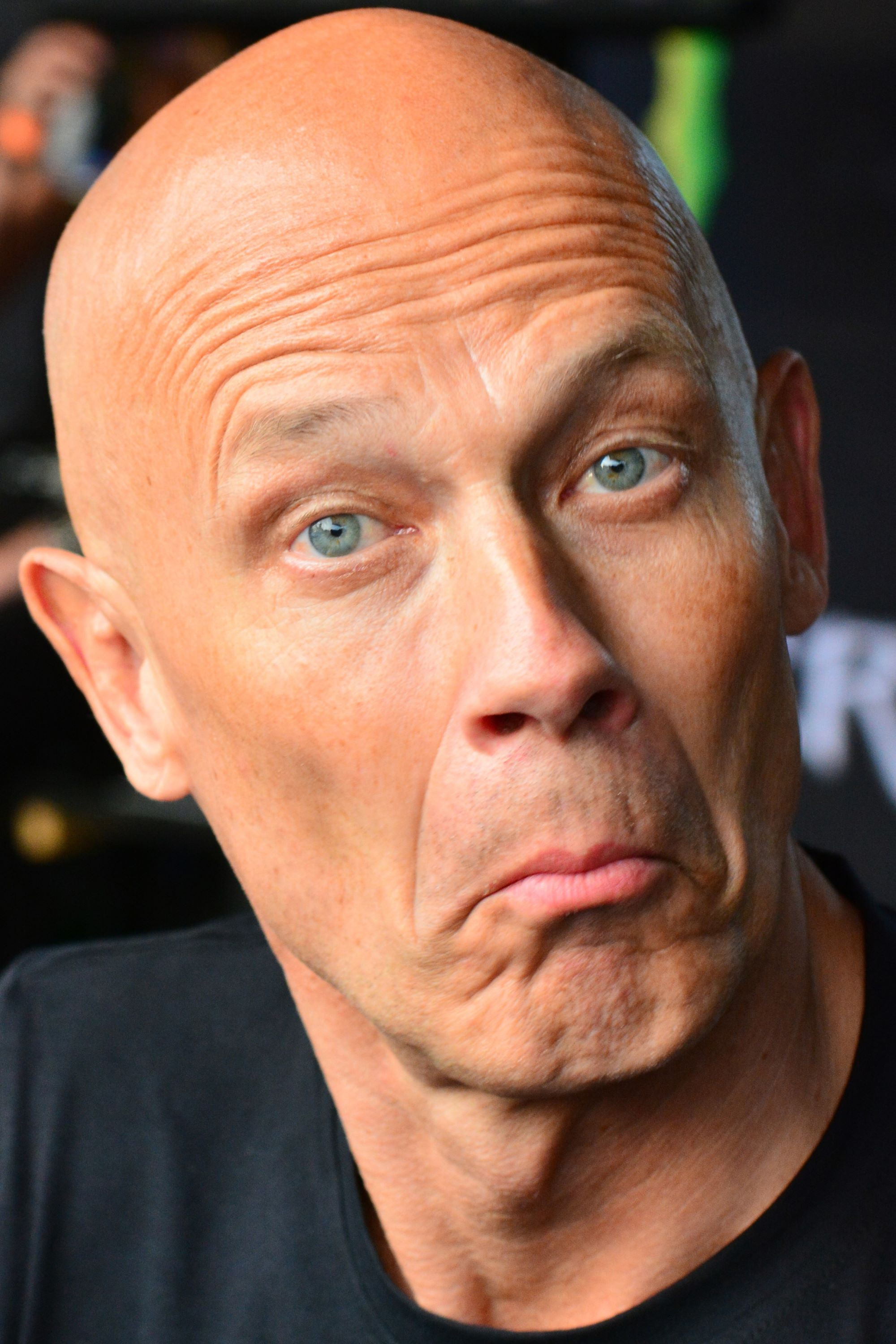 Wolf Hoffmann backdrop