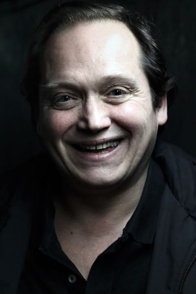 Christophe Favre backdrop