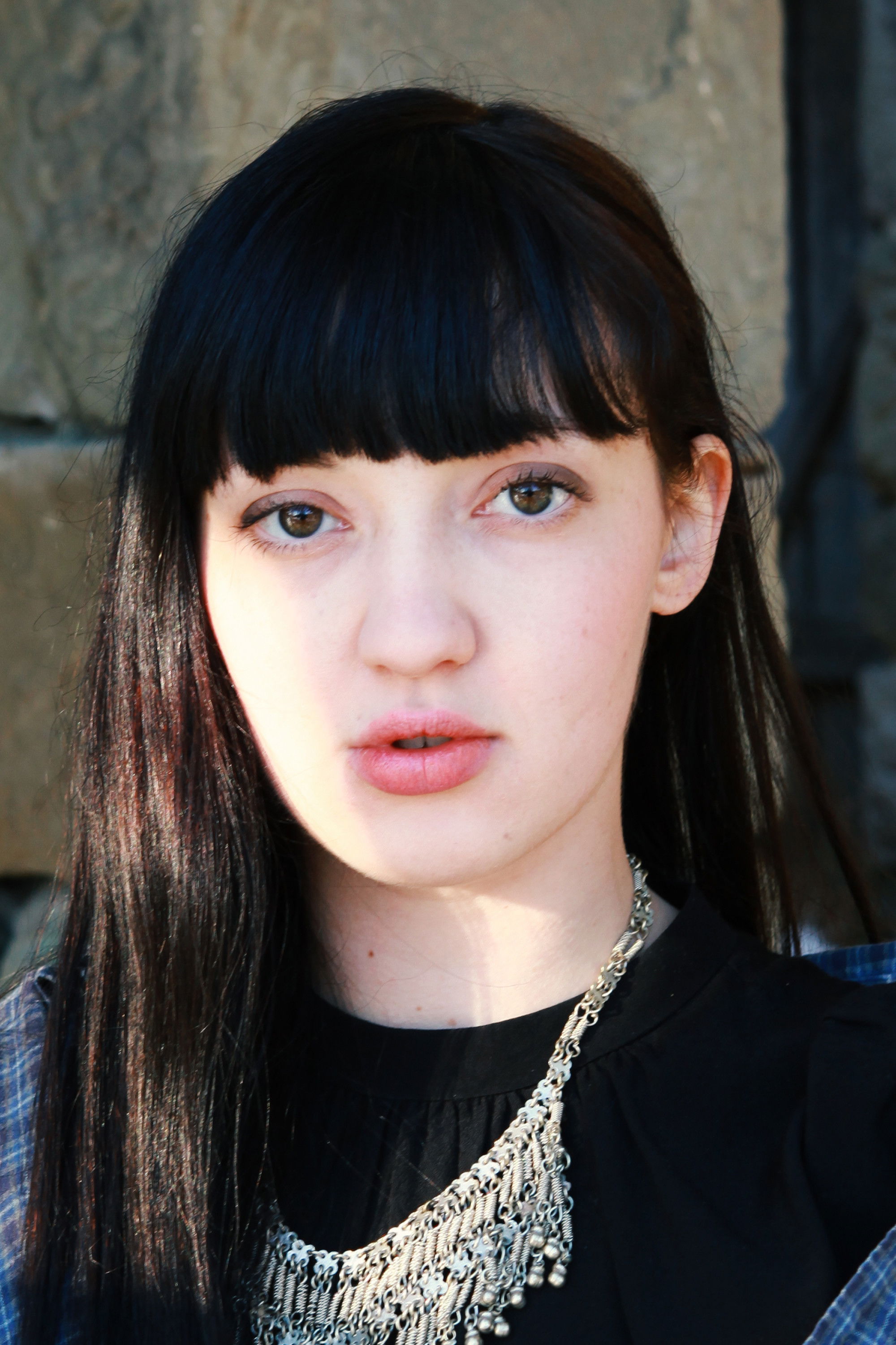 Olivia Kundisch backdrop