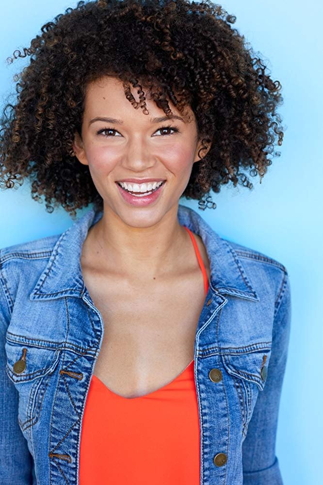 Samantha Neyland backdrop