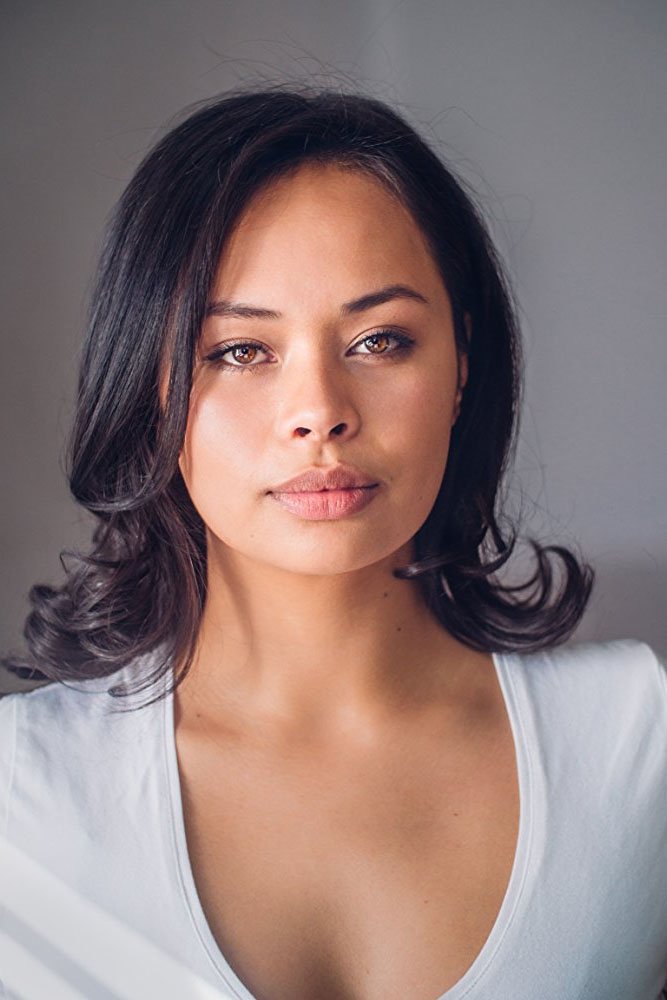 Frankie Adams backdrop