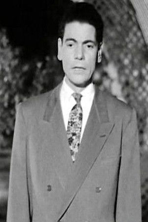 Riad Al Sunbati backdrop