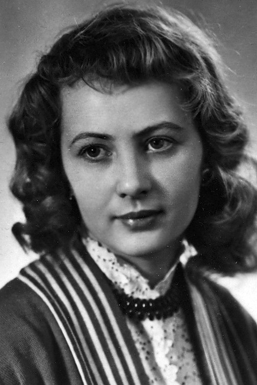 Nina Krachkovskaya backdrop