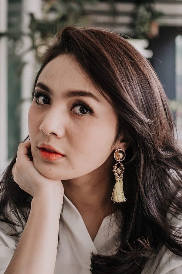 Widi Dwinanda backdrop