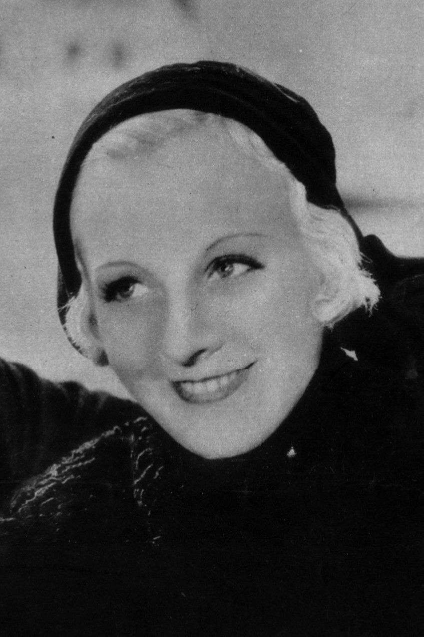 Suzanne Christy backdrop