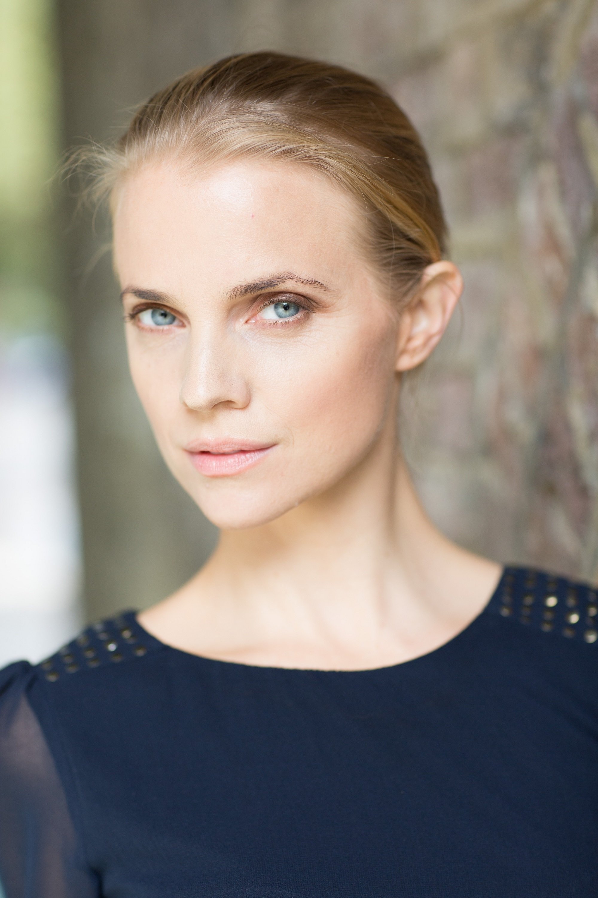 Samantha E. Hunt backdrop