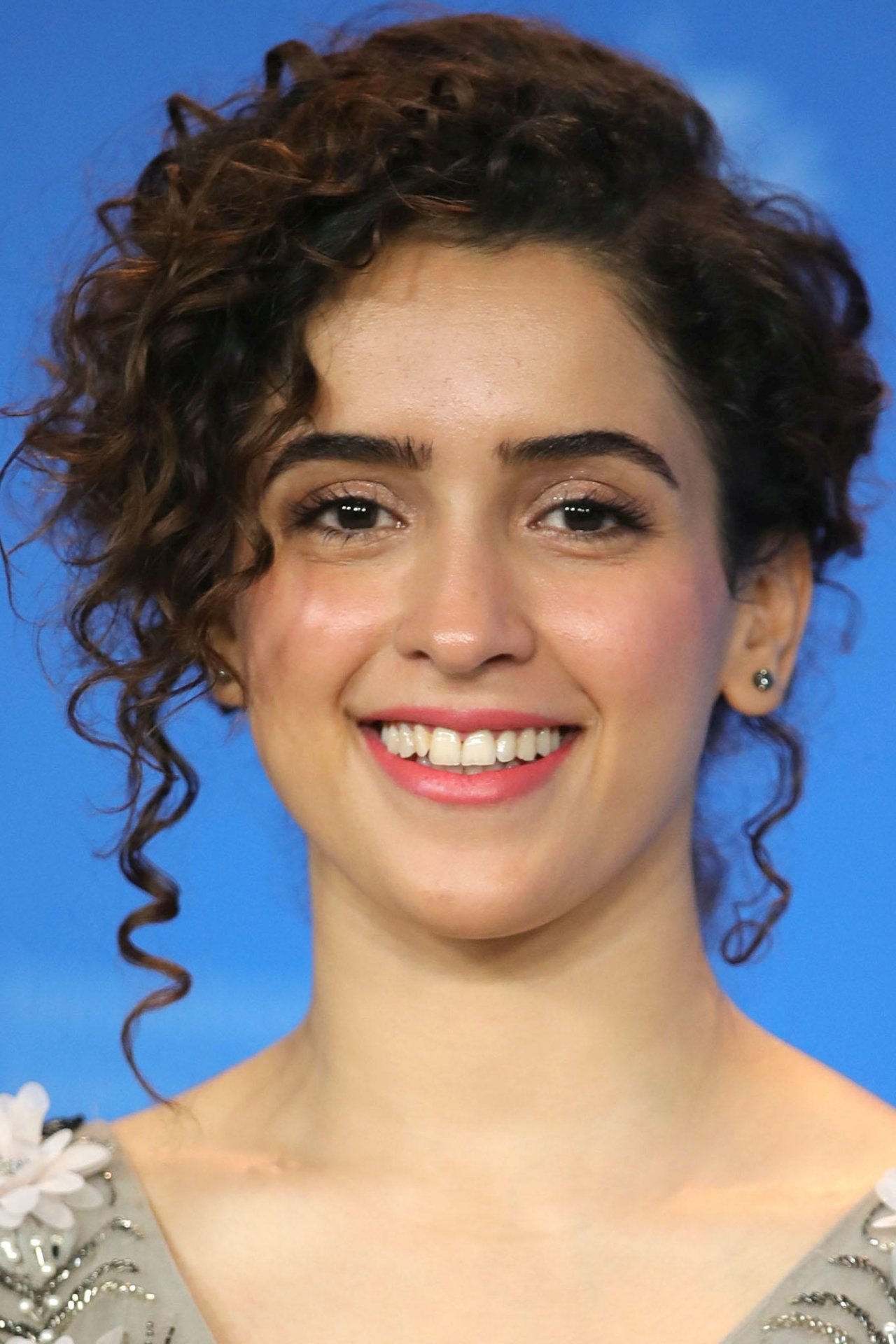 Sanya Malhotra backdrop